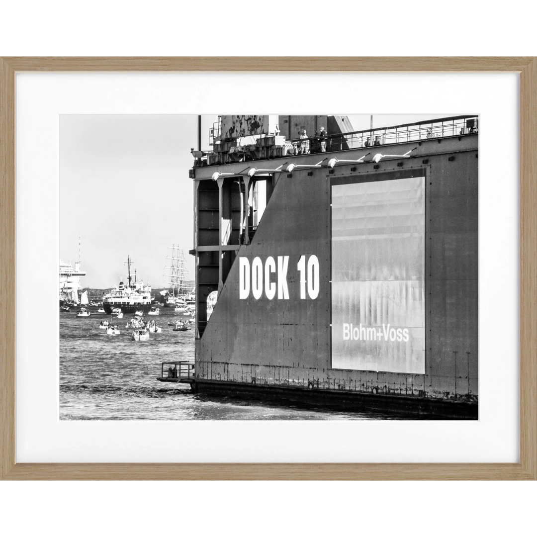Poster Hamburg Hafen ’Dock 10’ HH27 - Eiche Furnier