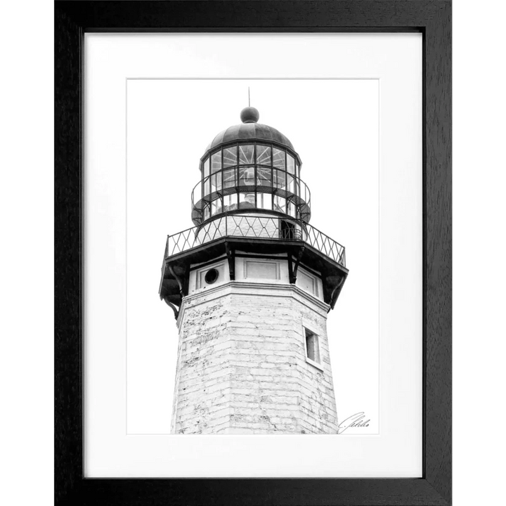 Cosman-Interior Motiv: schwarz/weiss / Grösse: S (25cm x 31cm) / Rahmenfarbe: schwarz matt Poster Hamptons Montauk "Lighthouse" HM13