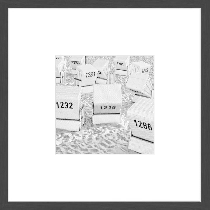 Cosman-Interior Rahmenfarbe: schwarz matt / Motiv: schwarz/weiss Poster Sylt SY66O - 43x43cm Objektrahmen